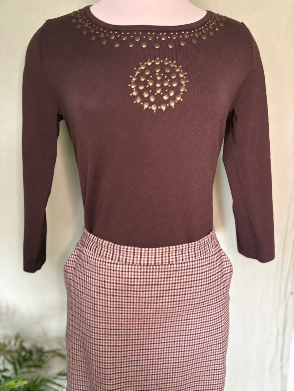 Stud-Embellished Brown Quarter-Sleeve Women's Top